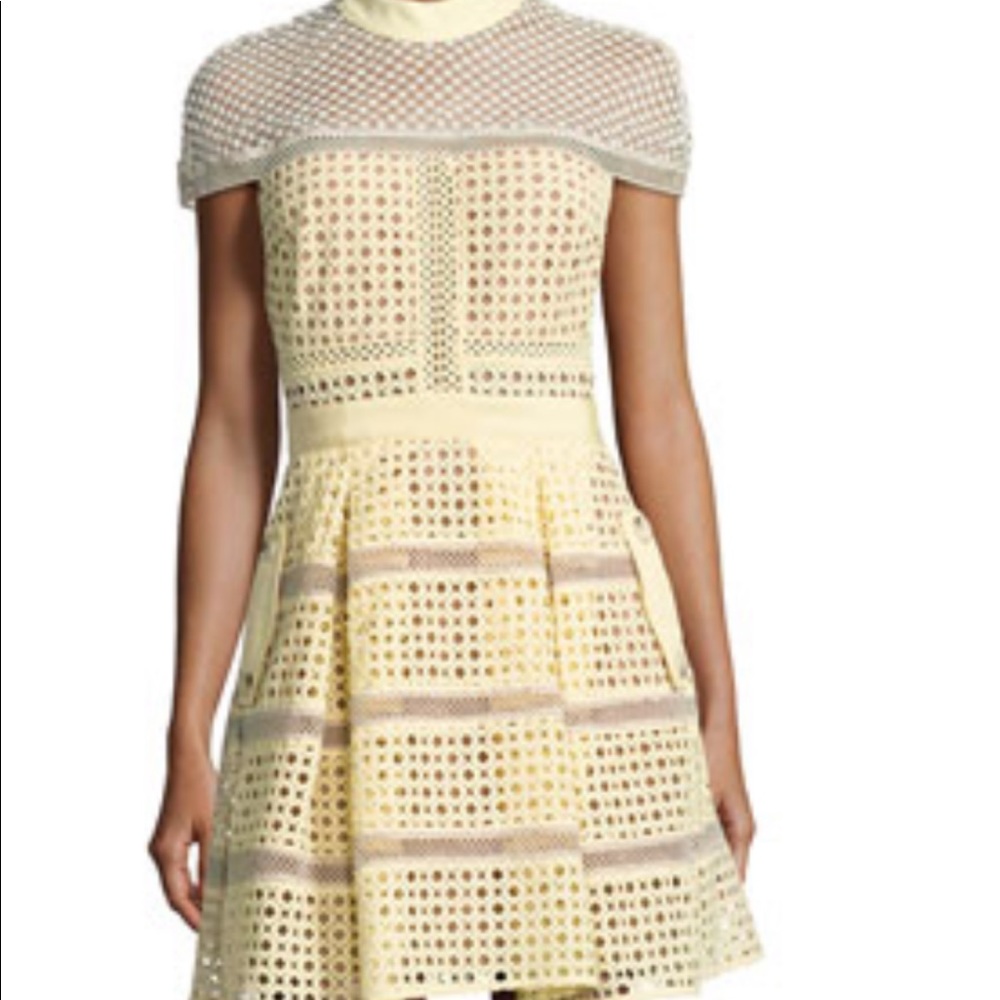 Self Portrait yellow dress fits like size 6